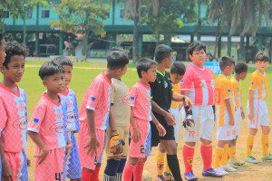 9B [IJL-U12 121025] ENDANG WITARSA FC VS PLUS FOOTBALL ACADEMY