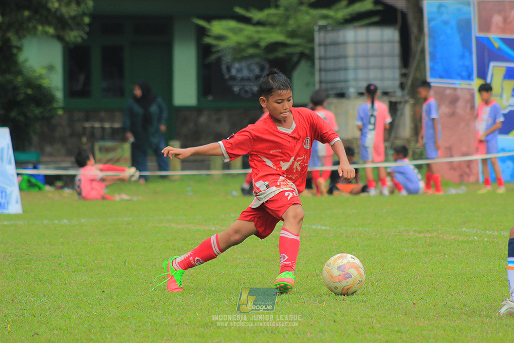big 24 ijl u11 140624 fc decorasiku vs indonesia muda utara