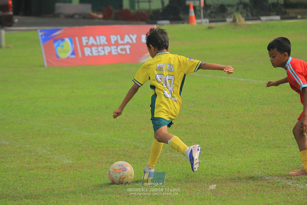 big 24 ijl u11 140624 gagak muda vs maesa pararaider white
