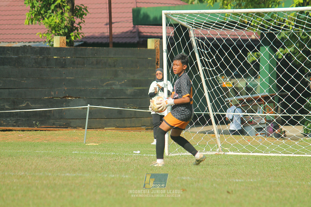 big 24 ijl u11 140624 isa marzuki bandriawan vs endang witarsa fc