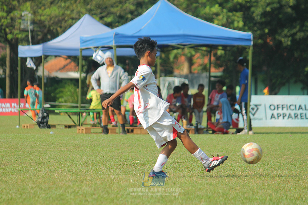 big 24 ijl u11 140624 isa marzuki bandriawan vs endang witarsa fc
