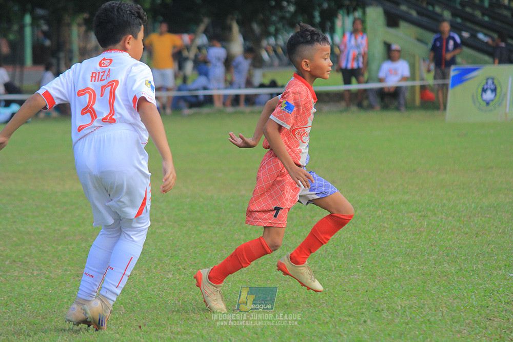 big 24 ijl u11 140624 isa marzuki bandriawan vs endang witarsa fc