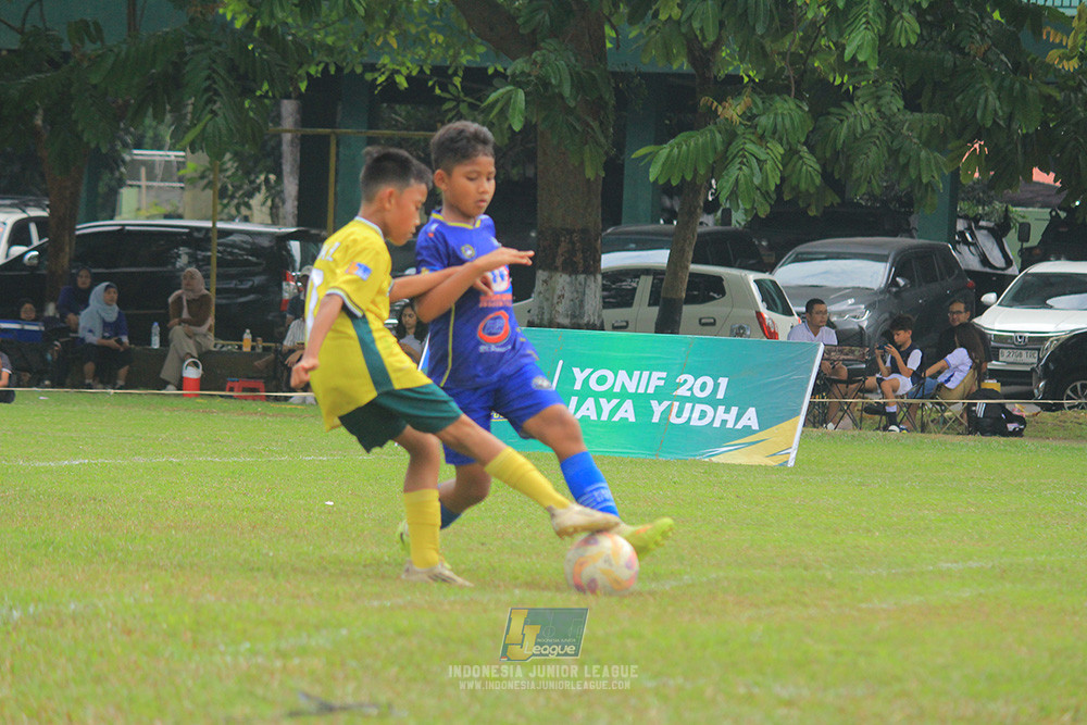 big 24 ijl u11 140624 khenzi united vs maesa pararaider white