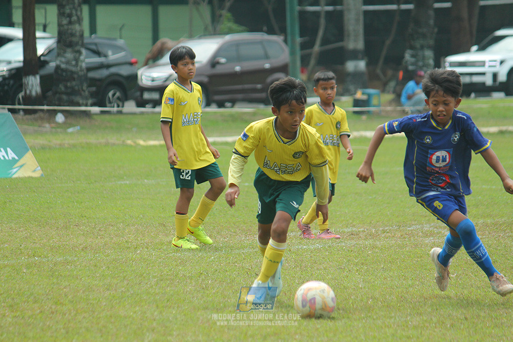 big 24 ijl u11 140624 khenzi united vs maesa pararaider white