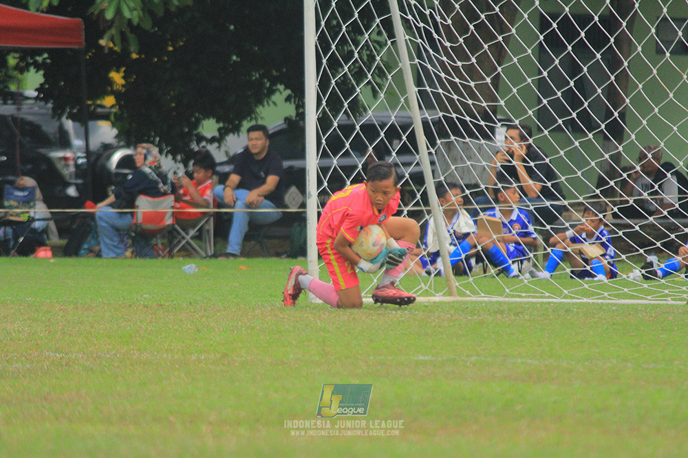 big 24 ijl u11 140624 khenzi united vs maesa pararaider white