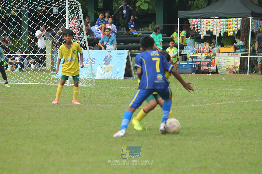 big 24 ijl u11 140624 khenzi united vs maesa pararaider white