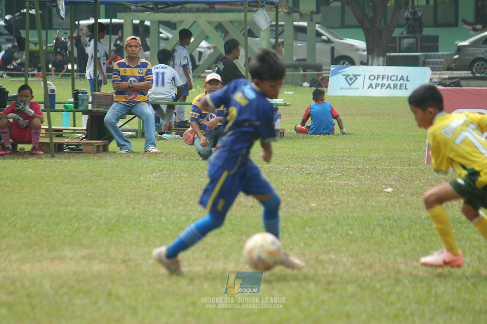 big 24 ijl u11 140624 khenzi united vs maesa pararaider white