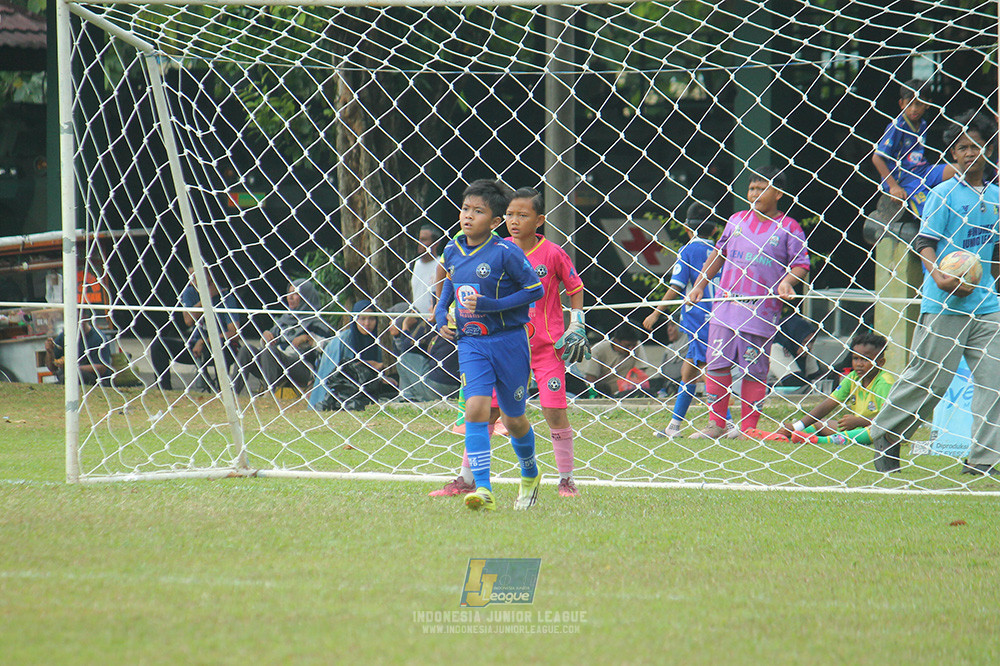 big 24 ijl u11 140624 khenzi united vs maesa pararaider white