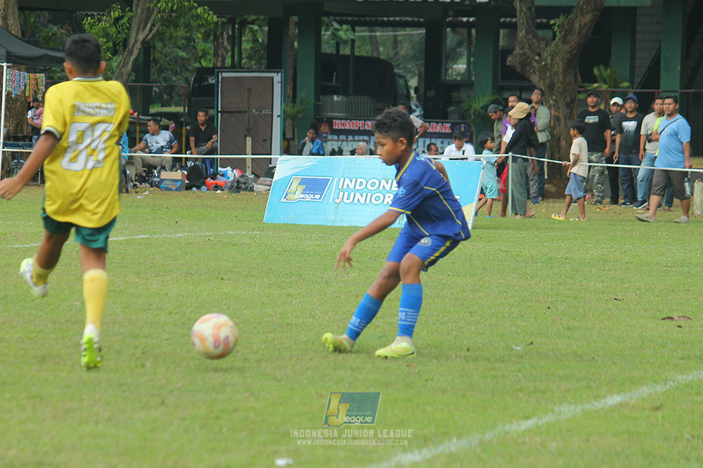 big 24 ijl u11 140624 khenzi united vs maesa pararaider white