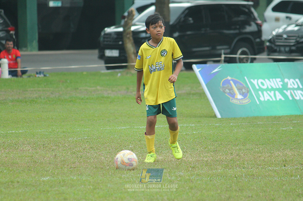 big 24 ijl u11 140624 khenzi united vs maesa pararaider white