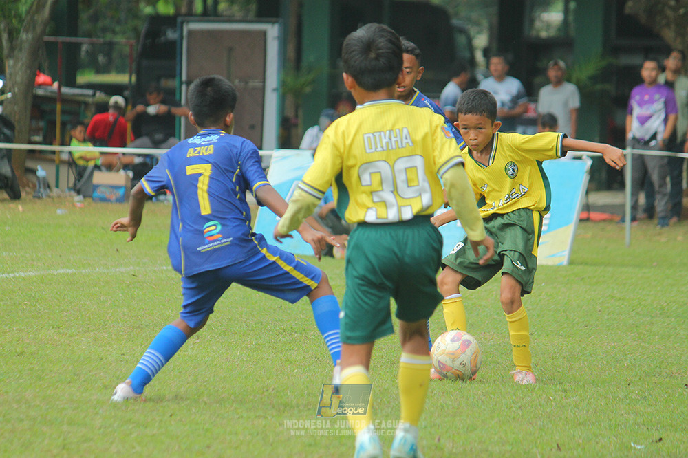 big 24 ijl u11 140624 khenzi united vs maesa pararaider white