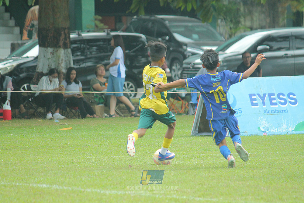 big 24 ijl u11 140624 khenzi united vs maesa pararaider white
