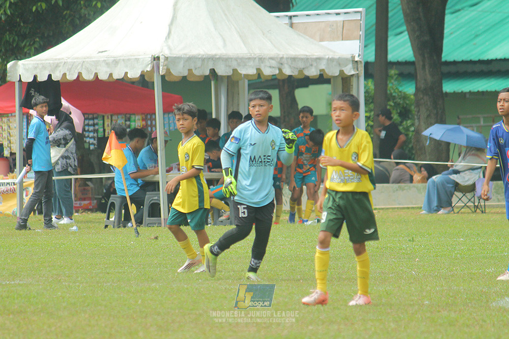 big 24 ijl u11 140624 khenzi united vs maesa pararaider white