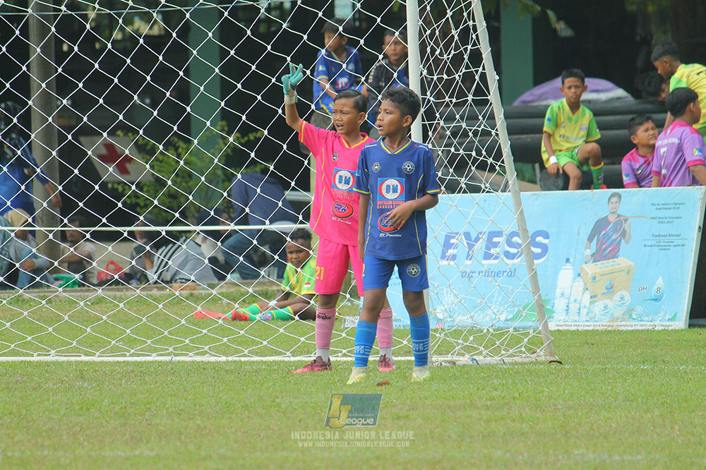 big 24 ijl u11 140624 khenzi united vs maesa pararaider white