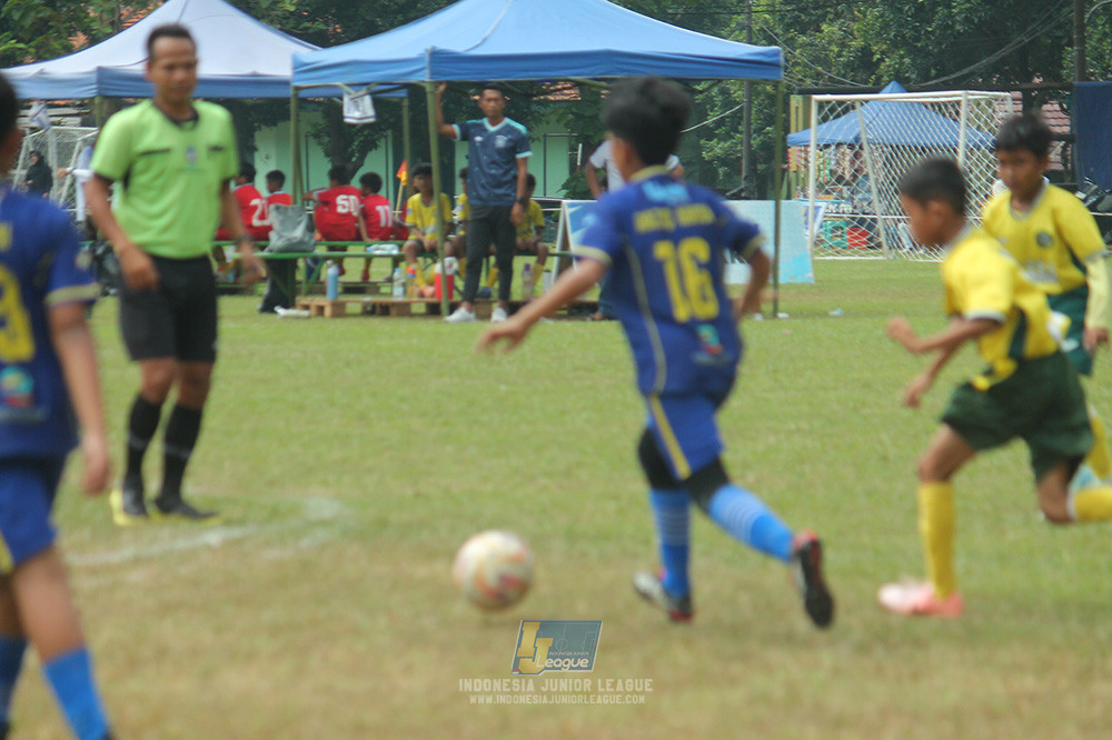 big 24 ijl u11 140624 khenzi united vs maesa pararaider white