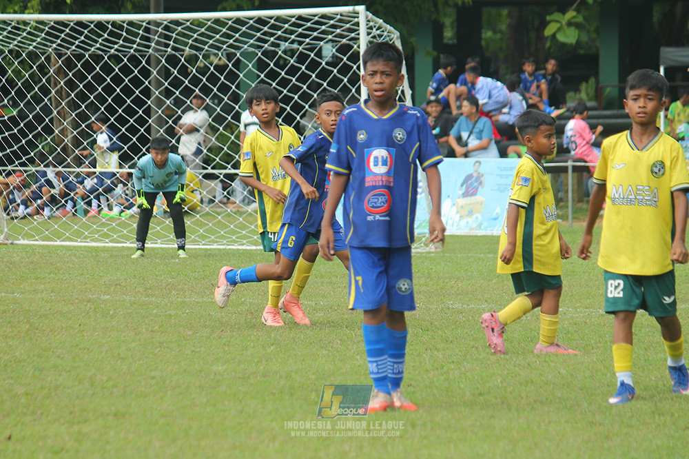 big 24 ijl u11 140624 khenzi united vs maesa pararaider white
