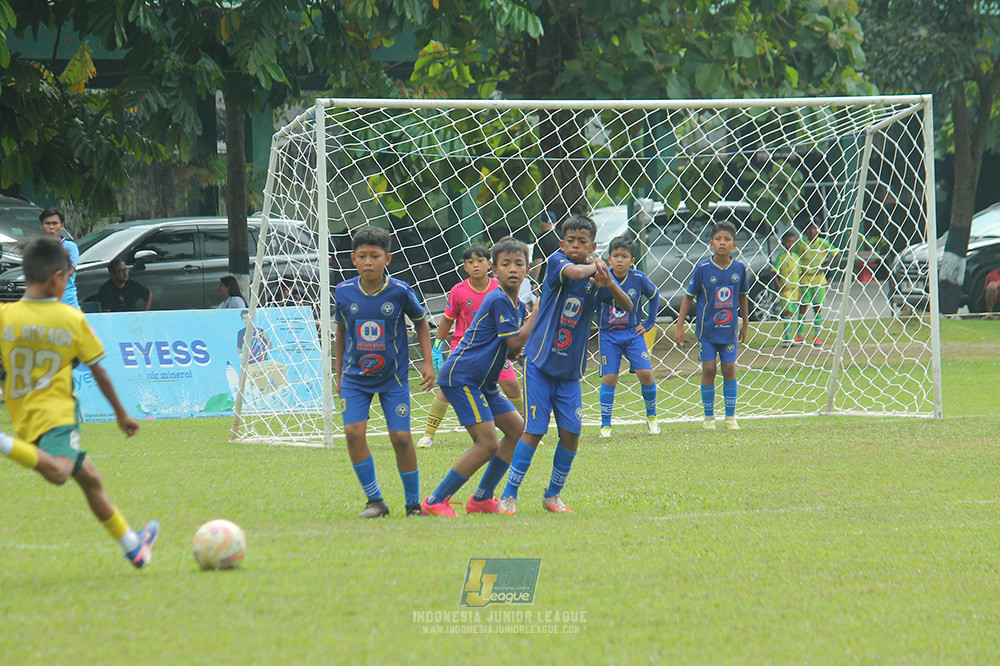 big 24 ijl u11 140624 khenzi united vs maesa pararaider white
