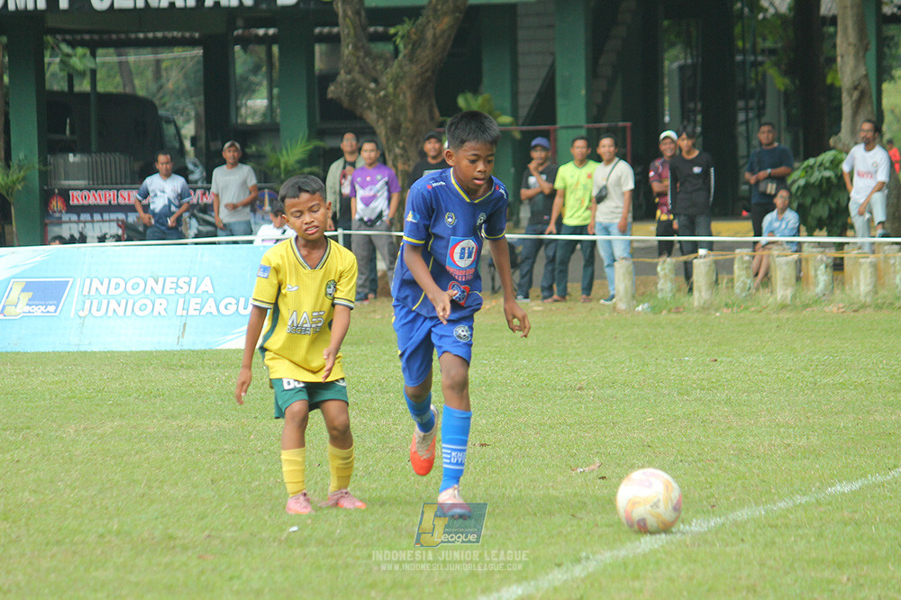 big 24 ijl u11 140624 khenzi united vs maesa pararaider white