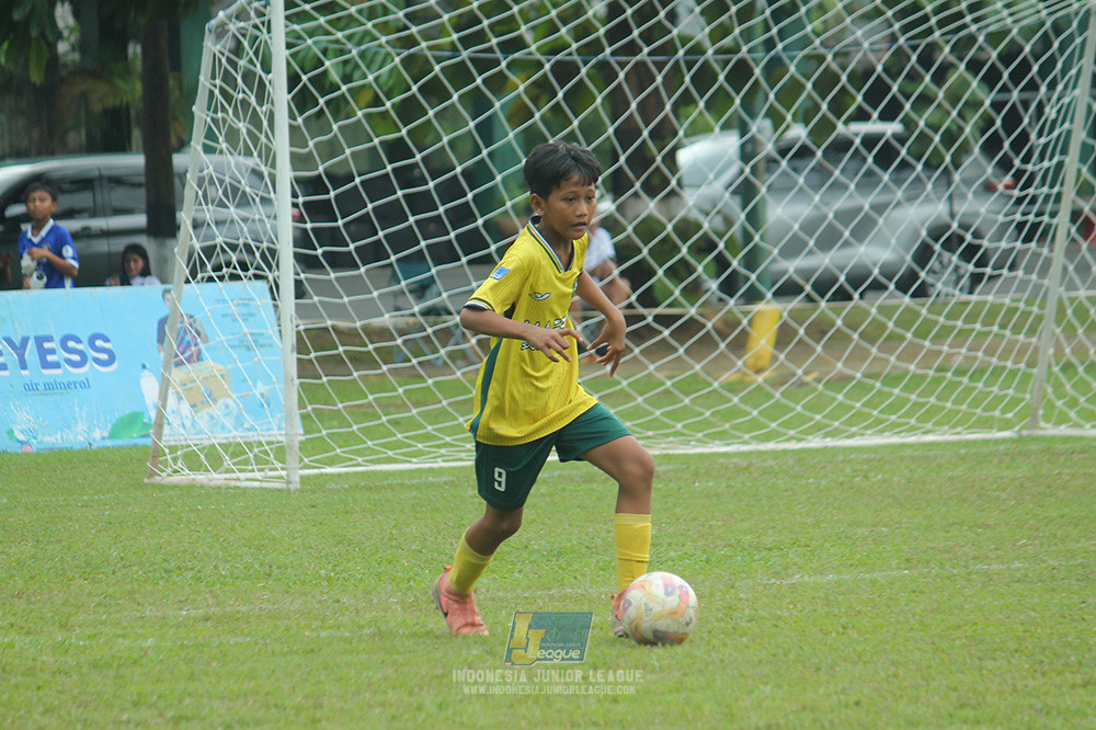big 24 ijl u11 140624 khenzi united vs maesa pararaider white