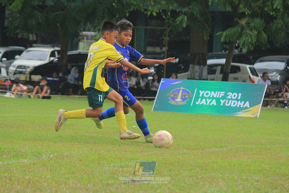big 24 ijl u11 140624 khenzi united vs maesa pararaider white