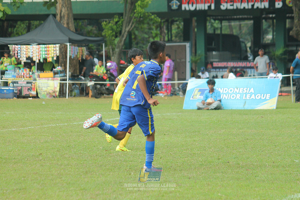big 24 ijl u11 140624 khenzi united vs maesa pararaider white
