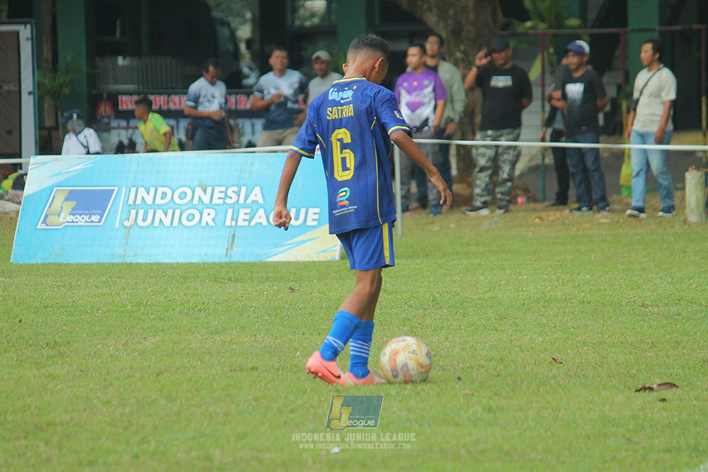 big 24 ijl u11 140624 khenzi united vs maesa pararaider white