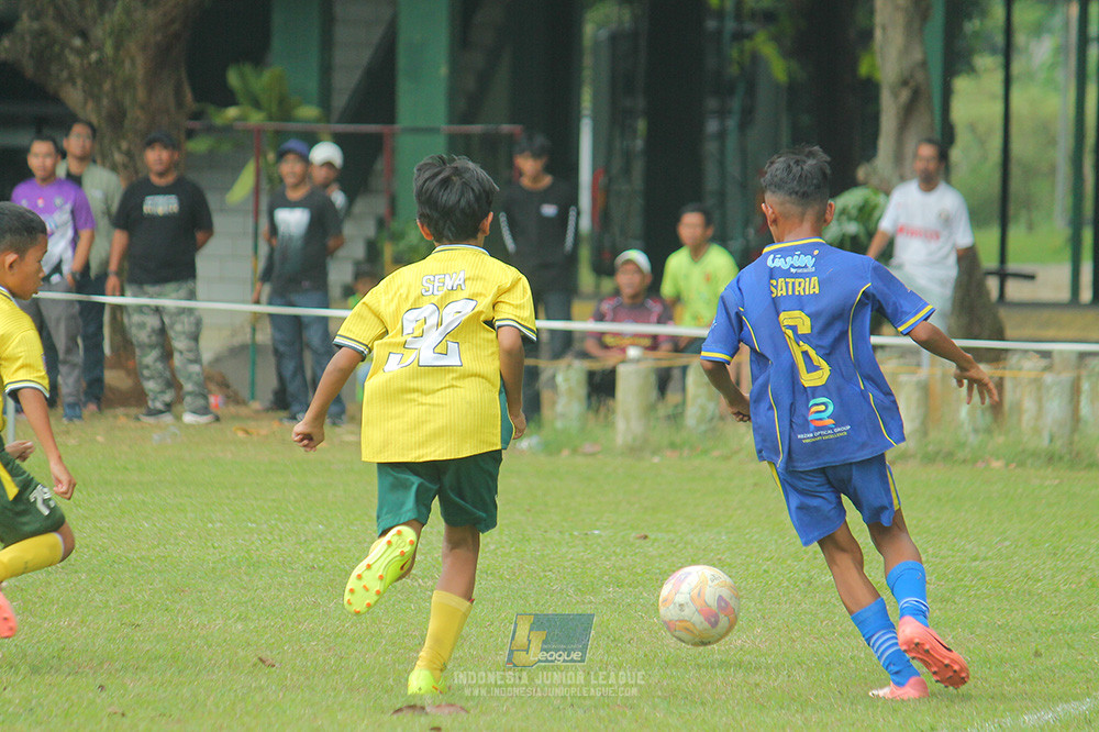 big 24 ijl u11 140624 khenzi united vs maesa pararaider white