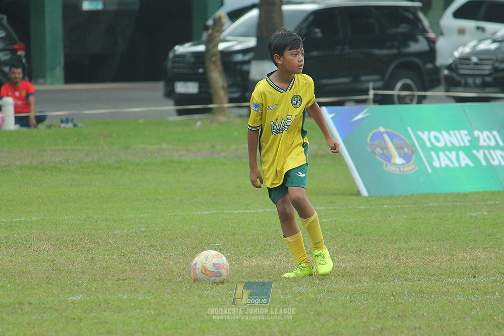 big 24 ijl u11 140624 khenzi united vs maesa pararaider white