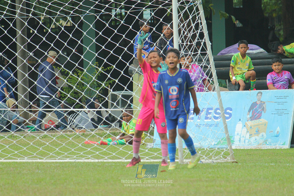 big 24 ijl u11 140624 khenzi united vs maesa pararaider white