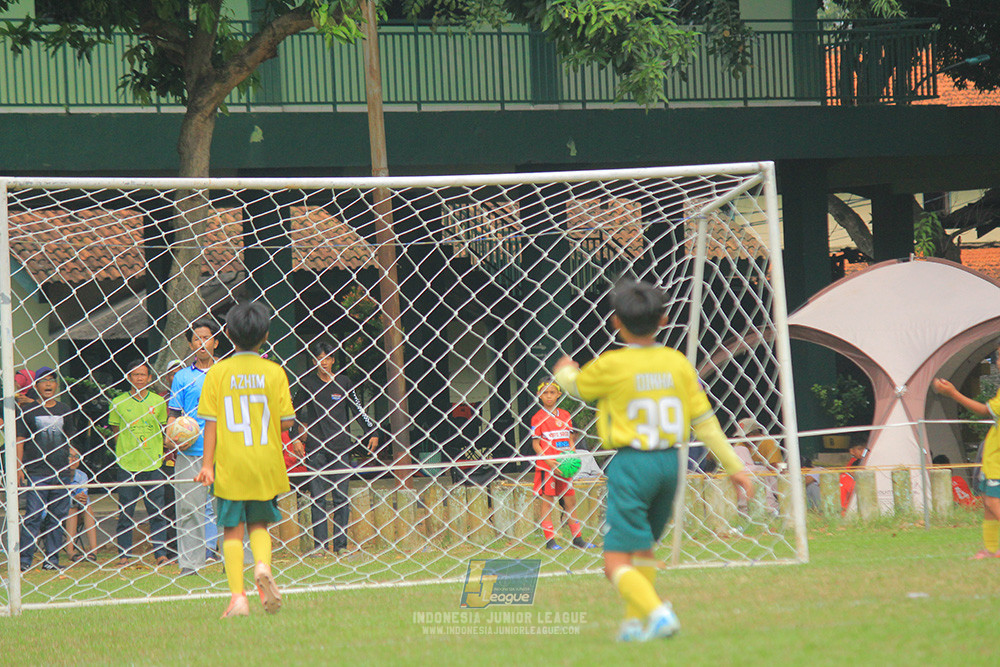 big 24 ijl u11 140624 khenzi united vs maesa pararaider white