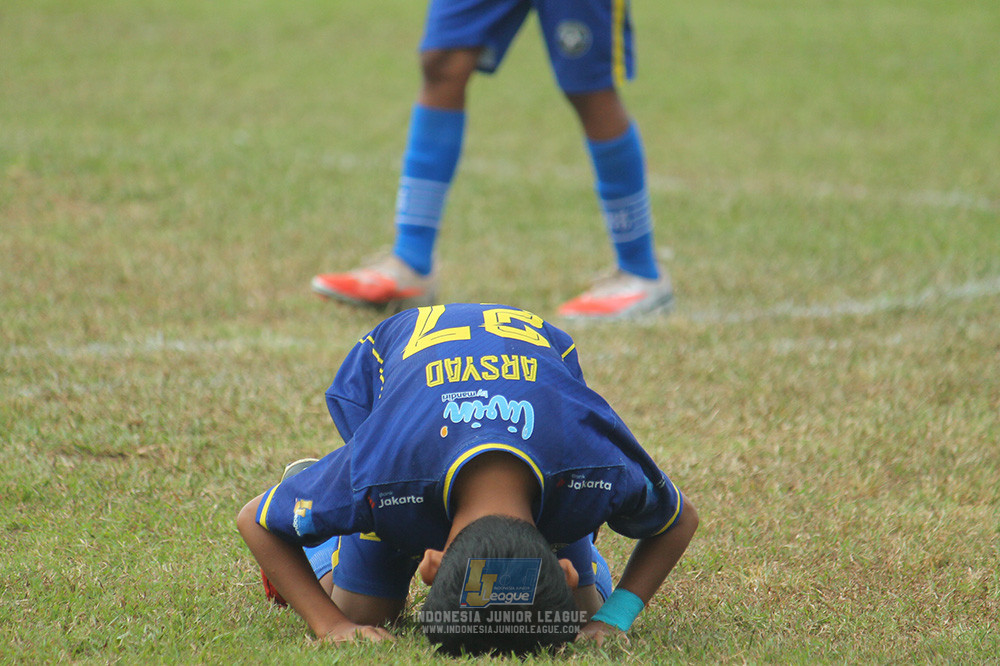 big 24 ijl u11 140624 khenzi united vs maesa pararaider white