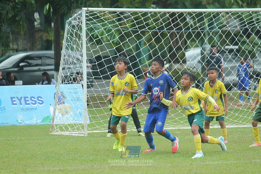 big 24 ijl u11 140624 khenzi united vs maesa pararaider white