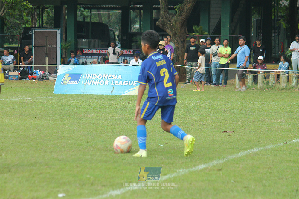 big 24 ijl u11 140624 khenzi united vs maesa pararaider white