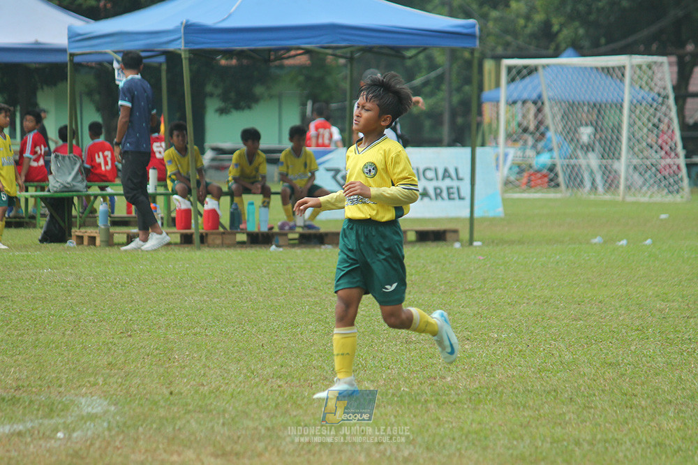 big 24 ijl u11 140624 khenzi united vs maesa pararaider white