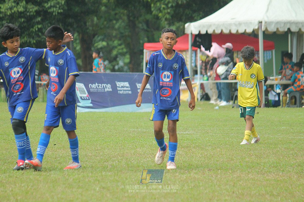 big 24 ijl u11 140624 khenzi united vs maesa pararaider white