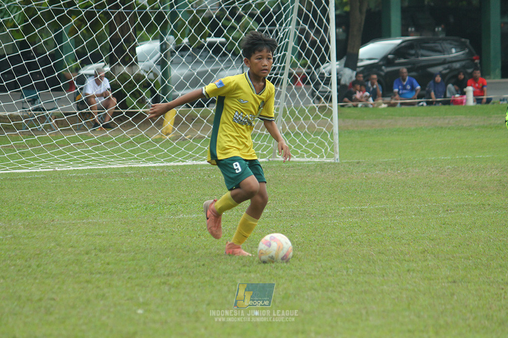 big 24 ijl u11 140624 khenzi united vs maesa pararaider white