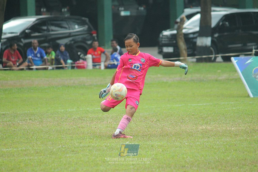 big 24 ijl u11 140624 khenzi united vs maesa pararaider white