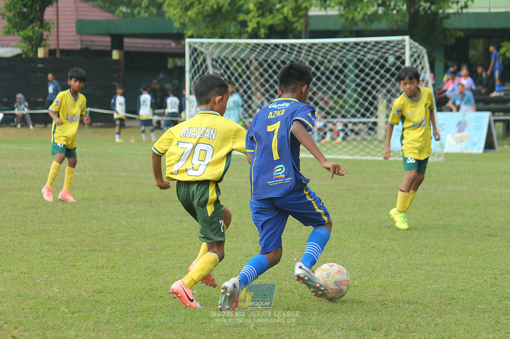 big 24 ijl u11 140624 khenzi united vs maesa pararaider white