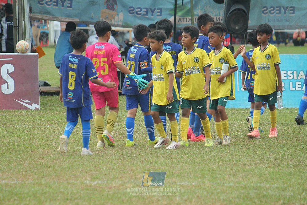 big 24 ijl u11 140624 khenzi united vs maesa pararaider white