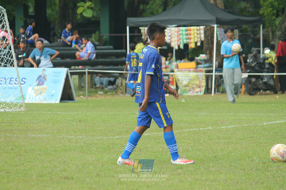 big 24 ijl u11 140624 khenzi united vs maesa pararaider white