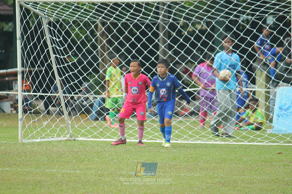 big 24 ijl u11 140624 khenzi united vs maesa pararaider white
