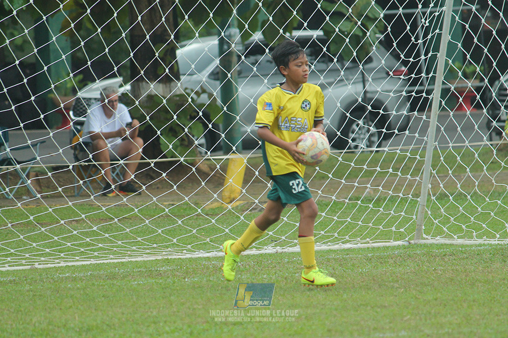 big 24 ijl u11 140624 khenzi united vs maesa pararaider white
