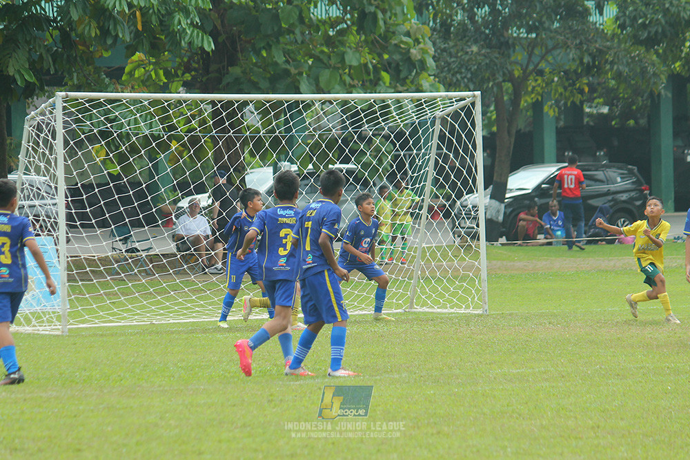 big 24 ijl u11 140624 khenzi united vs maesa pararaider white