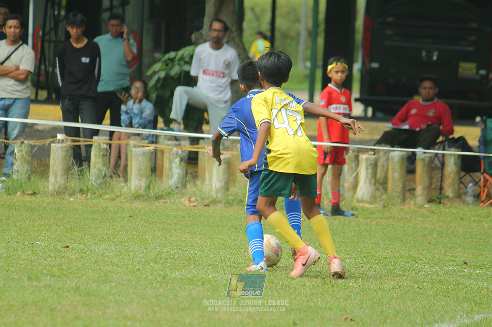 big 24 ijl u11 140624 khenzi united vs maesa pararaider white