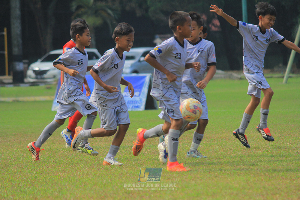 big 24 ijl u11 140624 kids soccer family vs asia footbaal school