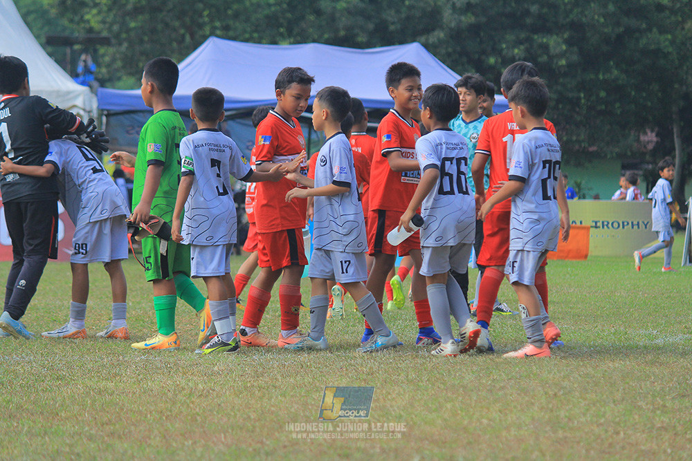 big 24 ijl u11 140624 kids soccer family vs asia footbaal school