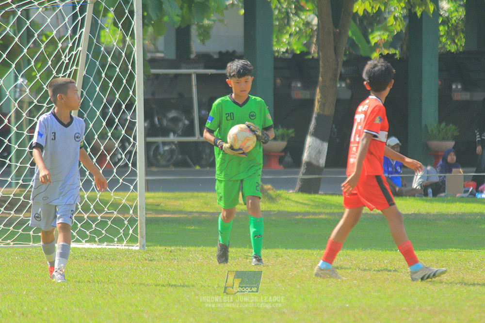big 24 ijl u11 140624 kids soccer family vs asia footbaal school