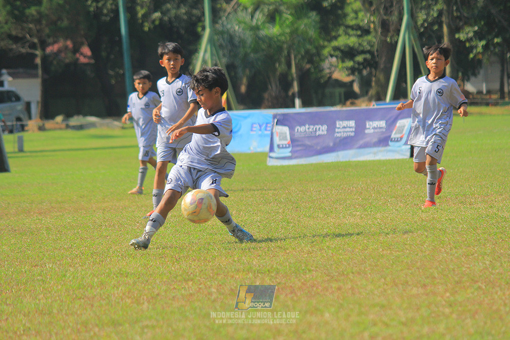 big 24 ijl u11 140624 kids soccer family vs asia footbaal school