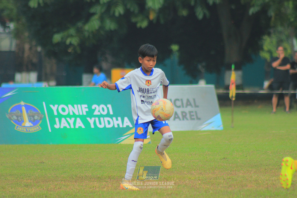 big 24 ijl u11 140624 maesa pararaider white vs java soccer academy