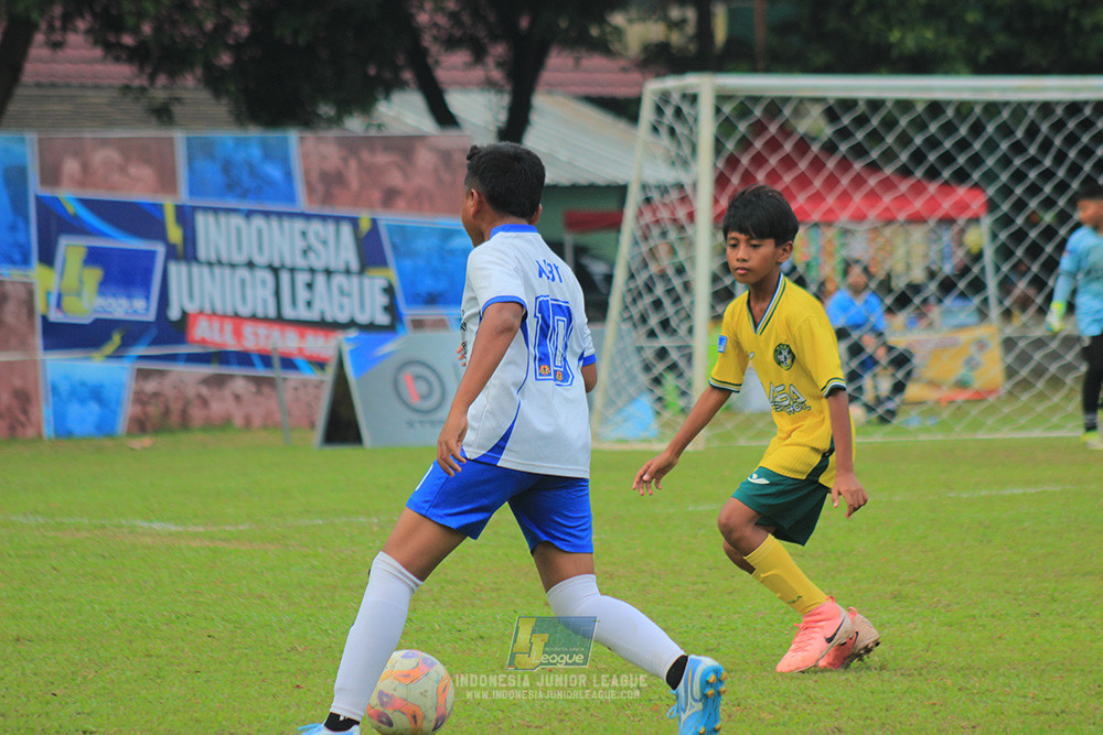 big 24 ijl u11 140624 maesa pararaider white vs java soccer academy